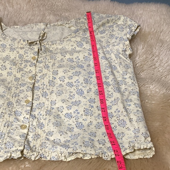 No labels cotton button up top - Picture 6 of 6